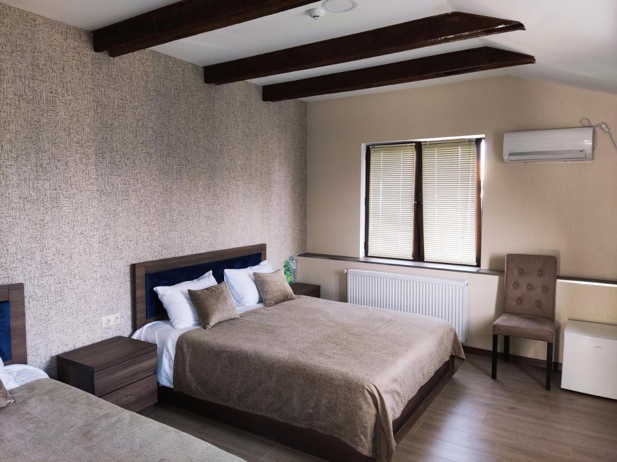 Guest House Spartak Тбілісі Екстер'єр фото