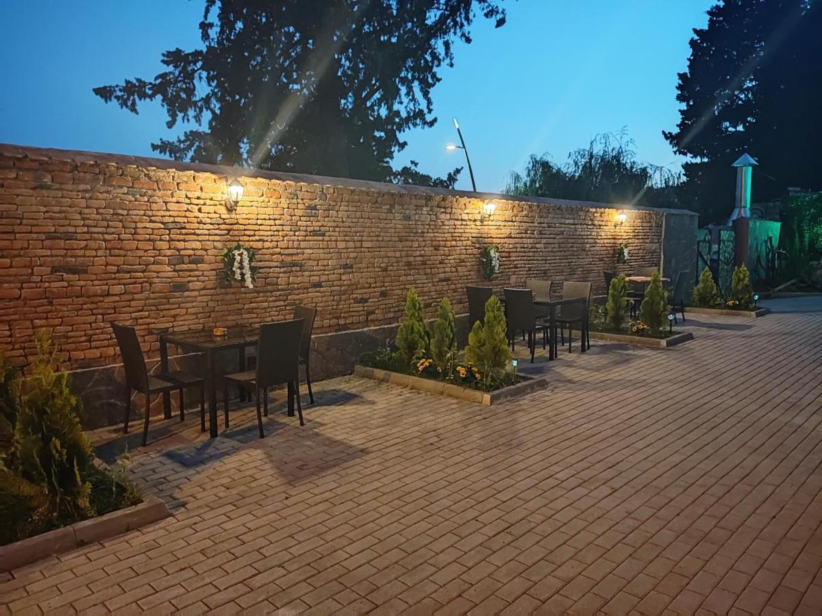 Guest House Spartak Тбілісі Екстер'єр фото